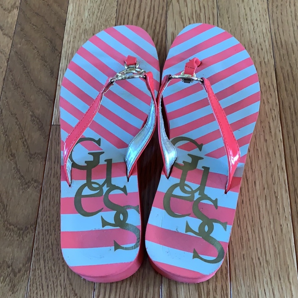 Guess Slippers - Picture 3 of 7
